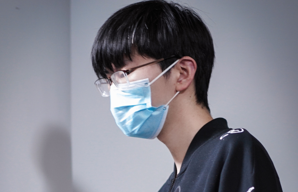 爱游戏Rookie在DWG比赛中高光表现尼斯转会期完成体检之后，今晚孟菲斯灰熊备战欧超杯的简单介绍