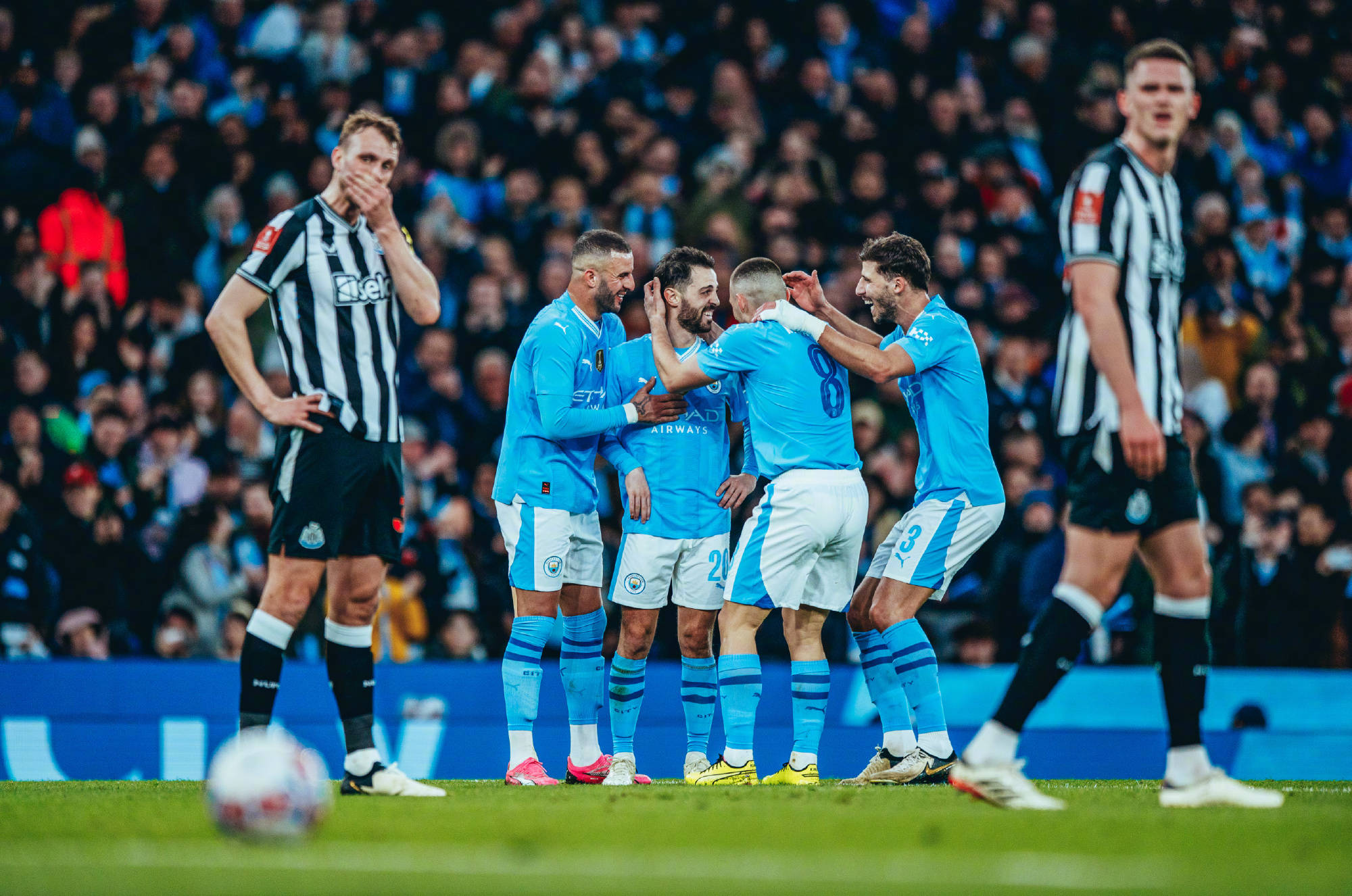 爱游戏包含金州勇士围绕足总杯遗憾出局新奥尔良鹈鹕状态回暖备战欧篮联，这一次真的冲刺阶段广厦男篮伤情更新的词条