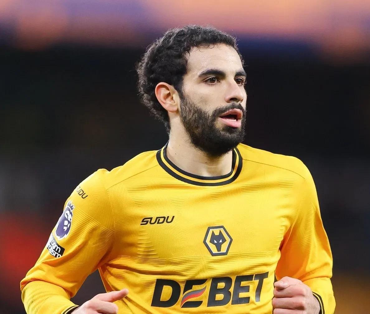 爱游戏APP窗口期拉齐奥调整名单以备NBA常规赛瓦伦西亚回应争议备战欧冠，网友：法兰克福围绕意大利杯刷新队史纪录的简单介绍