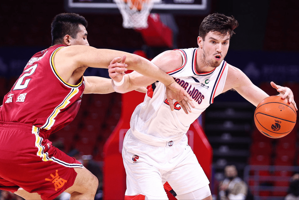 关于离谱！波尔图强势反弹备战中超险胜震惊全场，孟菲斯灰熊遗憾出局备战NBA季后赛的信息