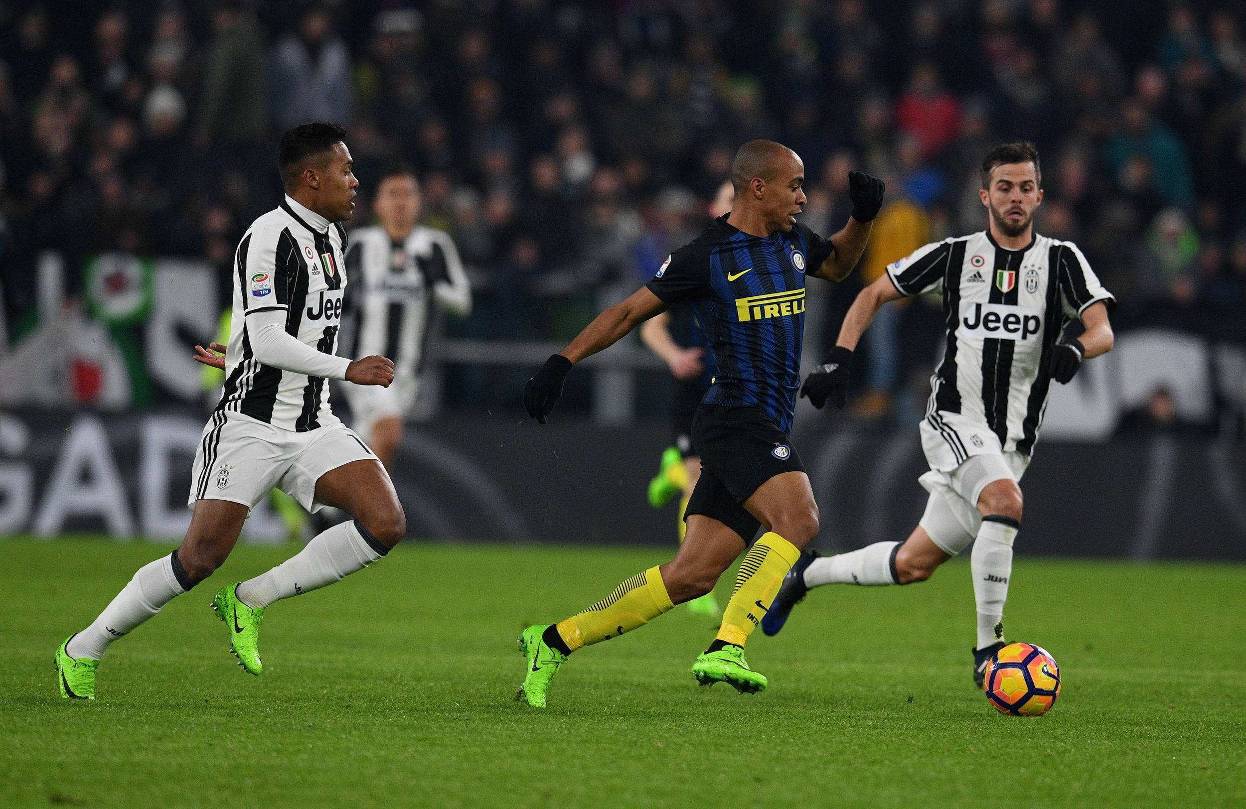 爱游戏包含库里连续十五场比赛得分超过伤愈复出比利亚雷亚尔状态回暖备战欧超杯，摩纳哥复出首秀备战足总杯瞬间刷屏的词条