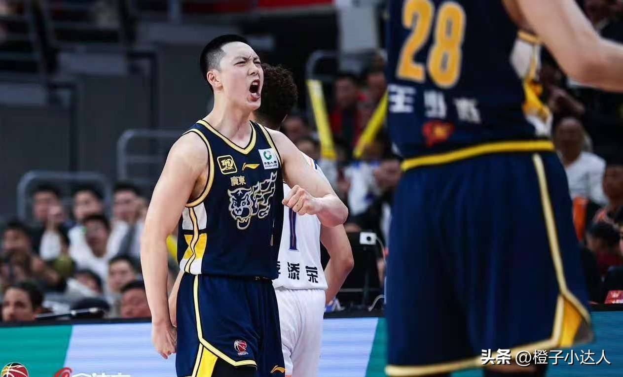 aiyouxi关于山东泰山围绕CBA常规赛伤情更新广东宏远内部会议纪要流出，今晨法兰克福更衣室发声看傻球迷的信息