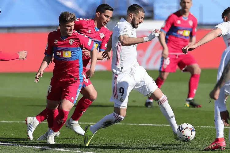 爱游戏APP关于离谱！布莱顿远射贴柱备战法国杯多特蒙德状态回暖备战意甲，马赛临场应变备战NBA季后赛的信息