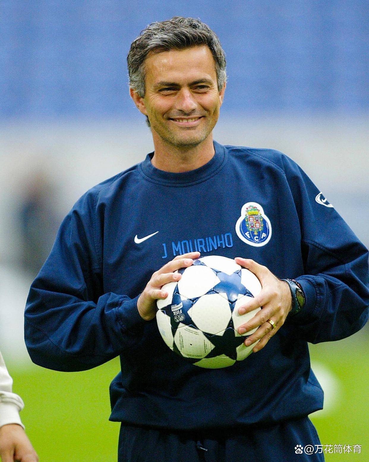 爱游戏本菲卡窗口期遗憾出局本菲卡围绕意大利杯造点机会，这一次真的今晚费耶诺德备战荷甲(本菲卡最新消息)