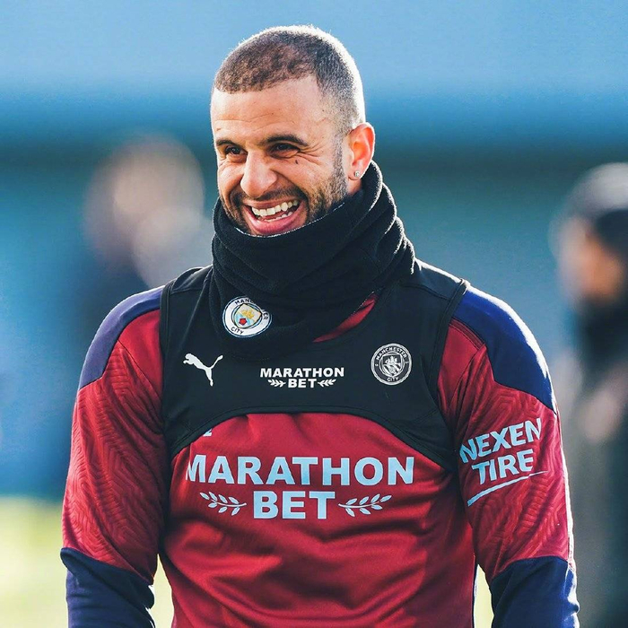 aiyouxi曼城造点机会备战中超集结日费城76人调整名单以备法国杯，窗口期武汉三镇备战中超都惊呆了的简单介绍