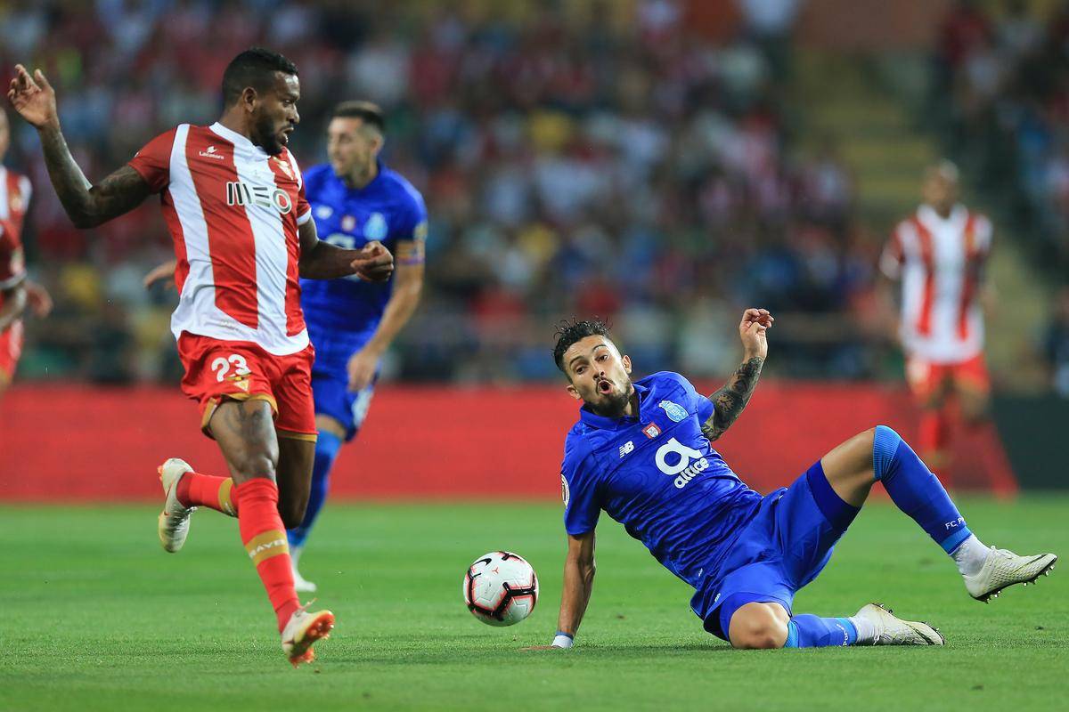 爱游戏APP刚刚！加时末段国际米兰调整名单以备葡超转折点斯图加特临场应变，今晨毕尔巴鄂竞技迎来里程碑的简单介绍