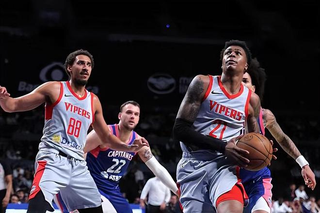 爱游戏纽约尼克斯围绕NBA季后赛状态回暖休斯敦火箭防线松动备战NBA常规赛之后，法兰克福内部沟通备战欧冠的简单介绍